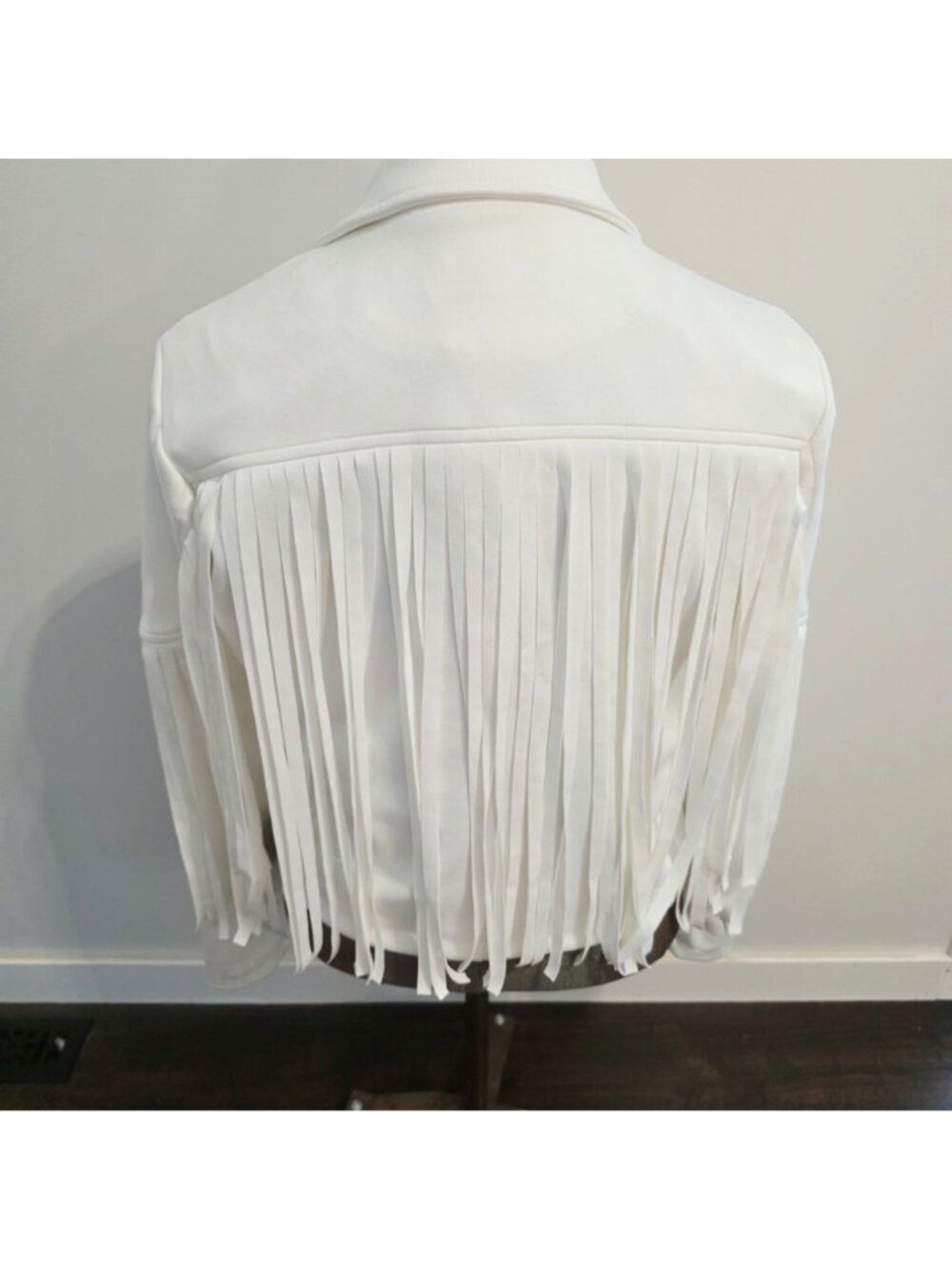 White Boho Fringe Cowgirl Western Jacket Chartou Sz M Festival Event Wear - Picture 7 of 7